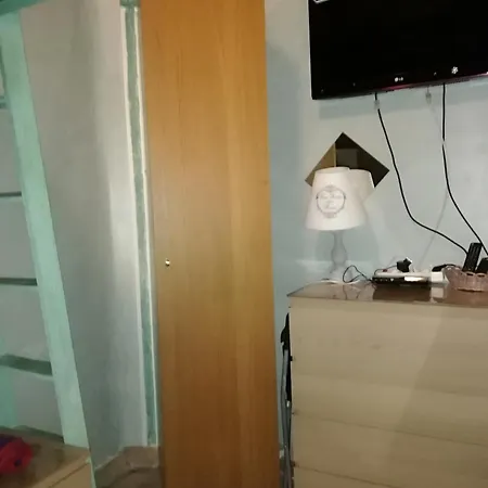 Guest house In House - 2 Floors 2 Bedrooms Near Station *
